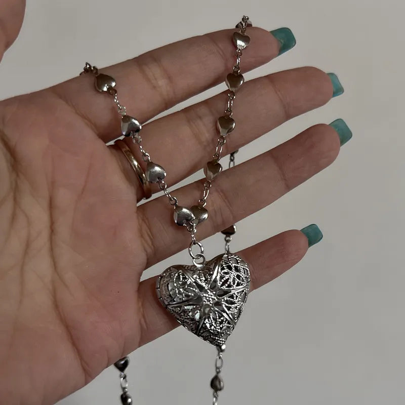 HEART LOCKET NECKLACE®